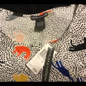 Kittens everywhere Cute top with many colors. Sz S